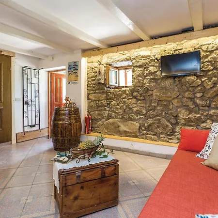 Lovely Home In Jurdani With Outdoor Swimming Pool Holiday home