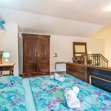 Holiday home Lovely Home In Jurdani With Outdoor Swimming Pool Jurdani